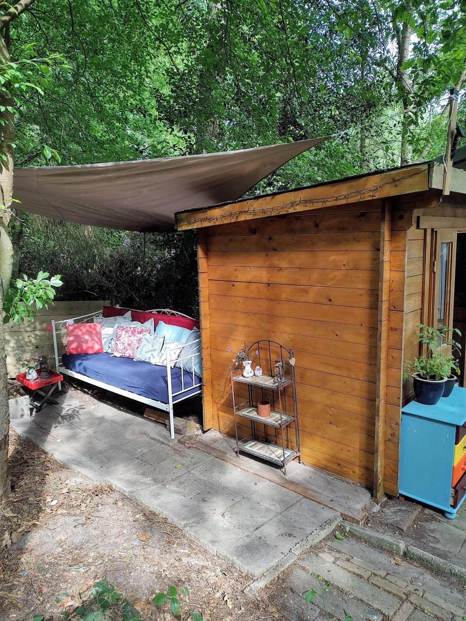Chalet Met Veranda Aan Bosrand Vledder Εξωτερικό φωτογραφία